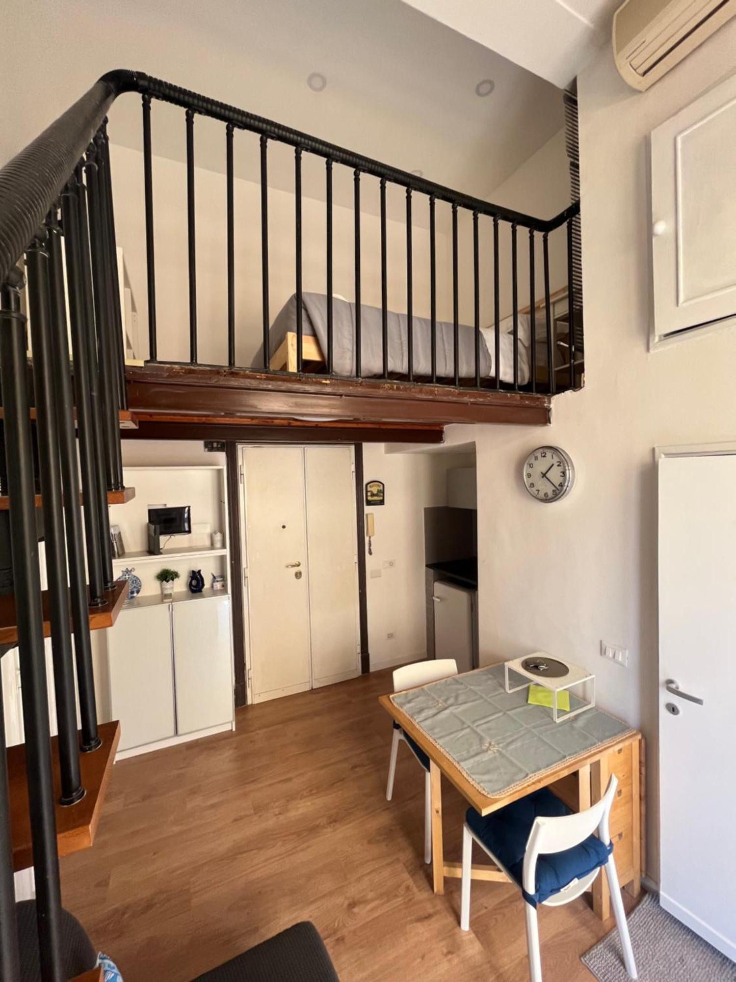 Studio Flat Ultimo Piano In Centro Rome Luaran gambar