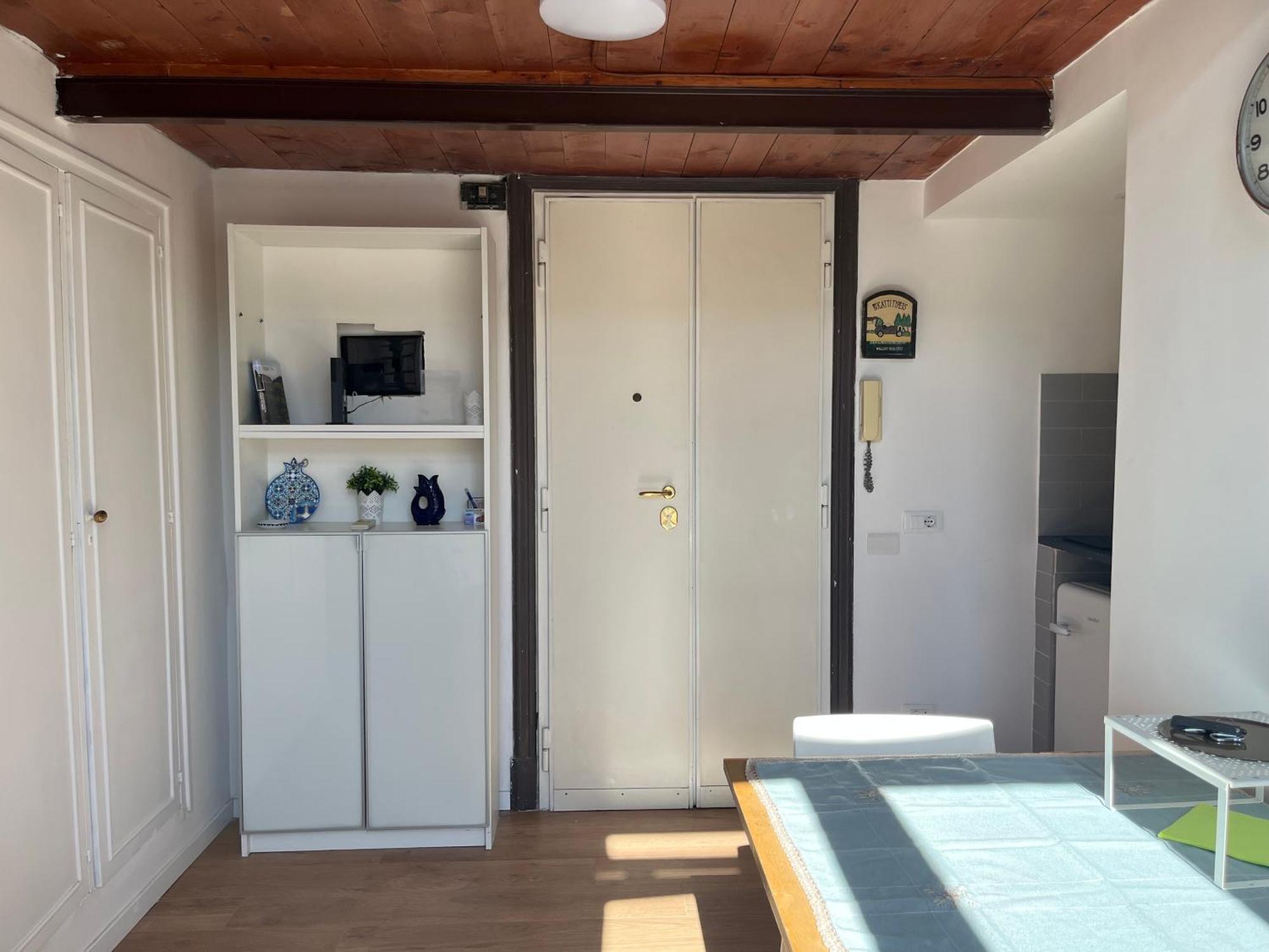 Studio Flat Ultimo Piano In Centro Rome Luaran gambar